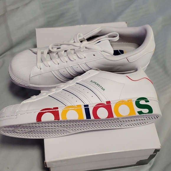 Addidas shoes - Picture 2 of 2